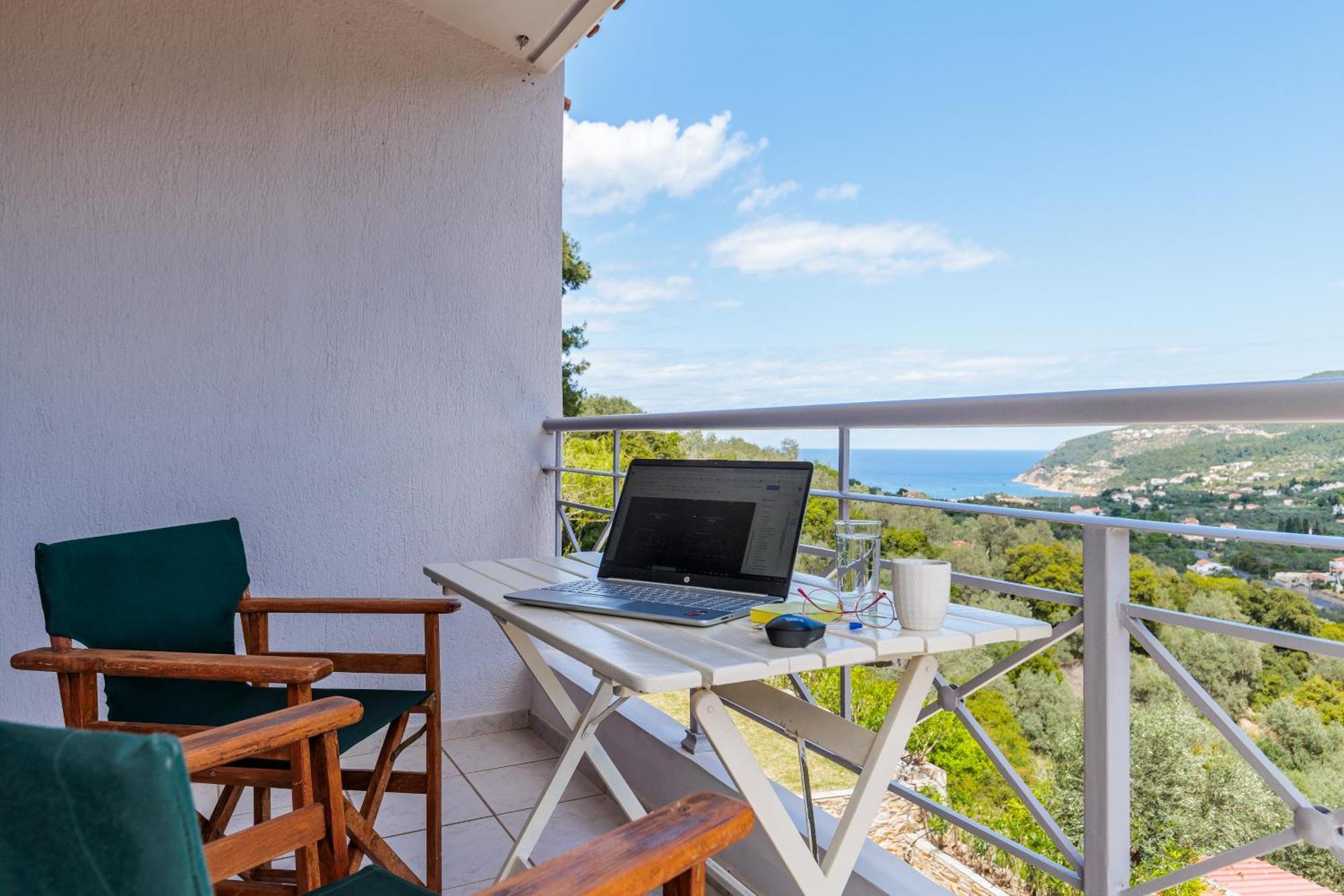 Likasti Apartment Skopelos Town Bagian luar foto