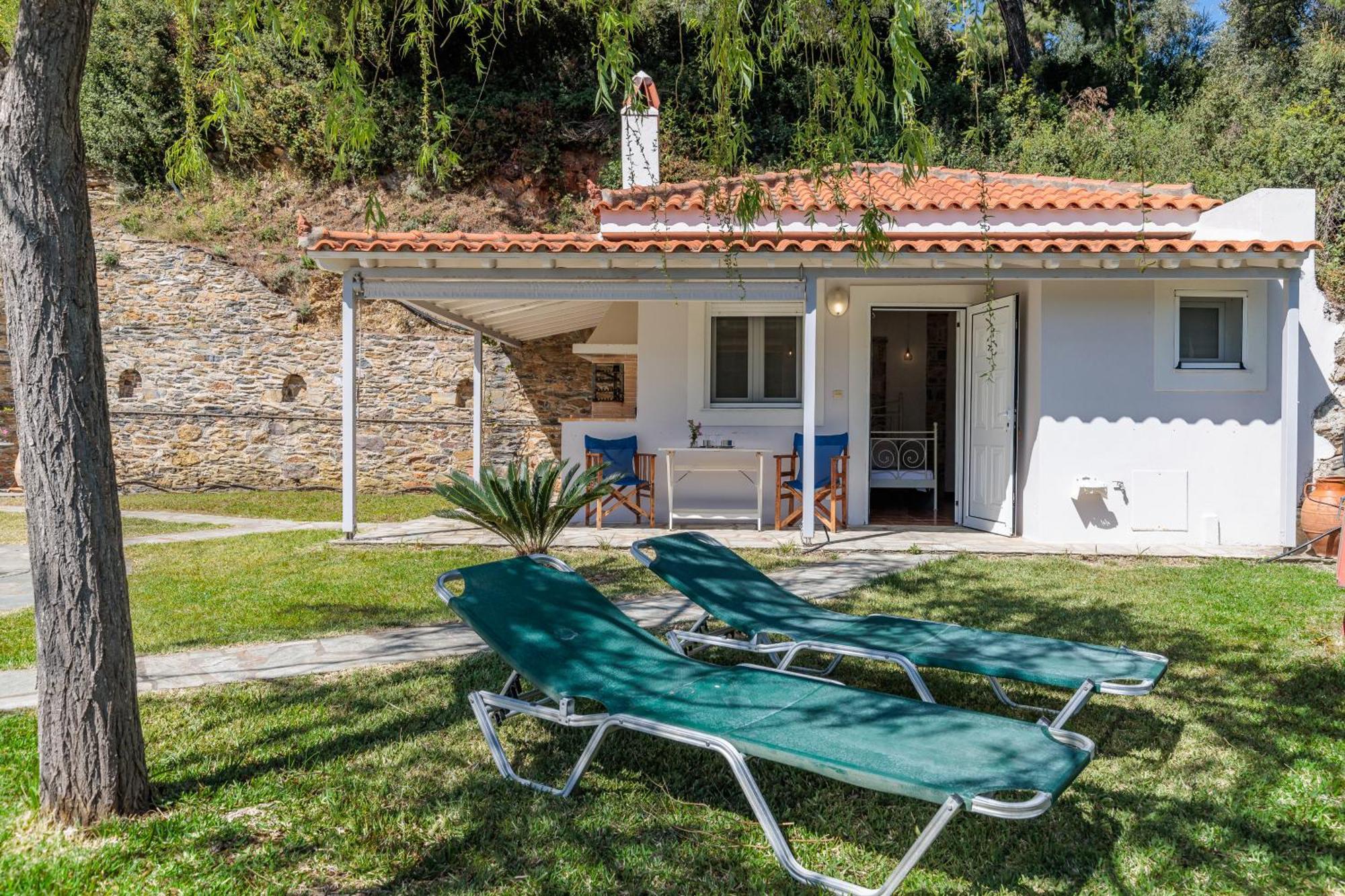 Likasti Apartment Skopelos Town Bagian luar foto